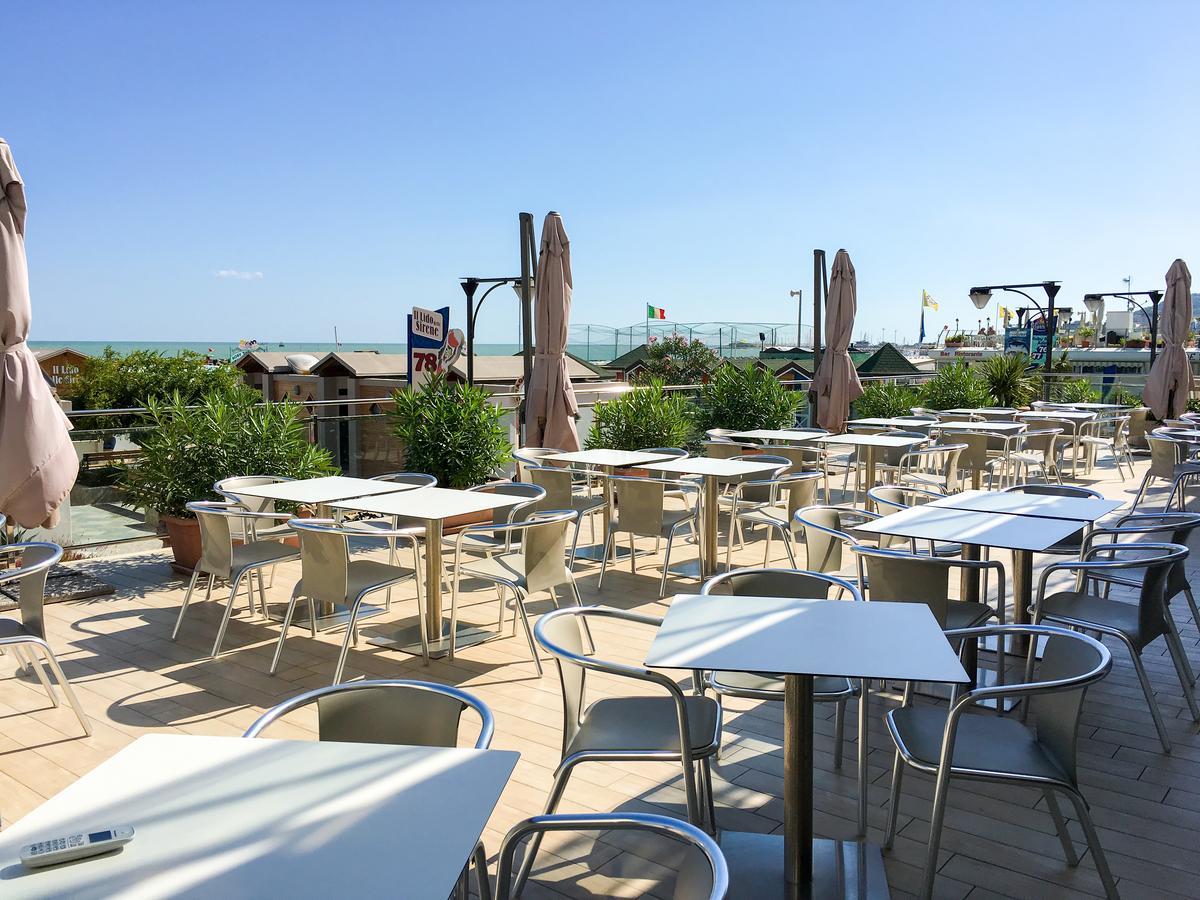 Hotel Excelsior Cattolica Kültér fotó